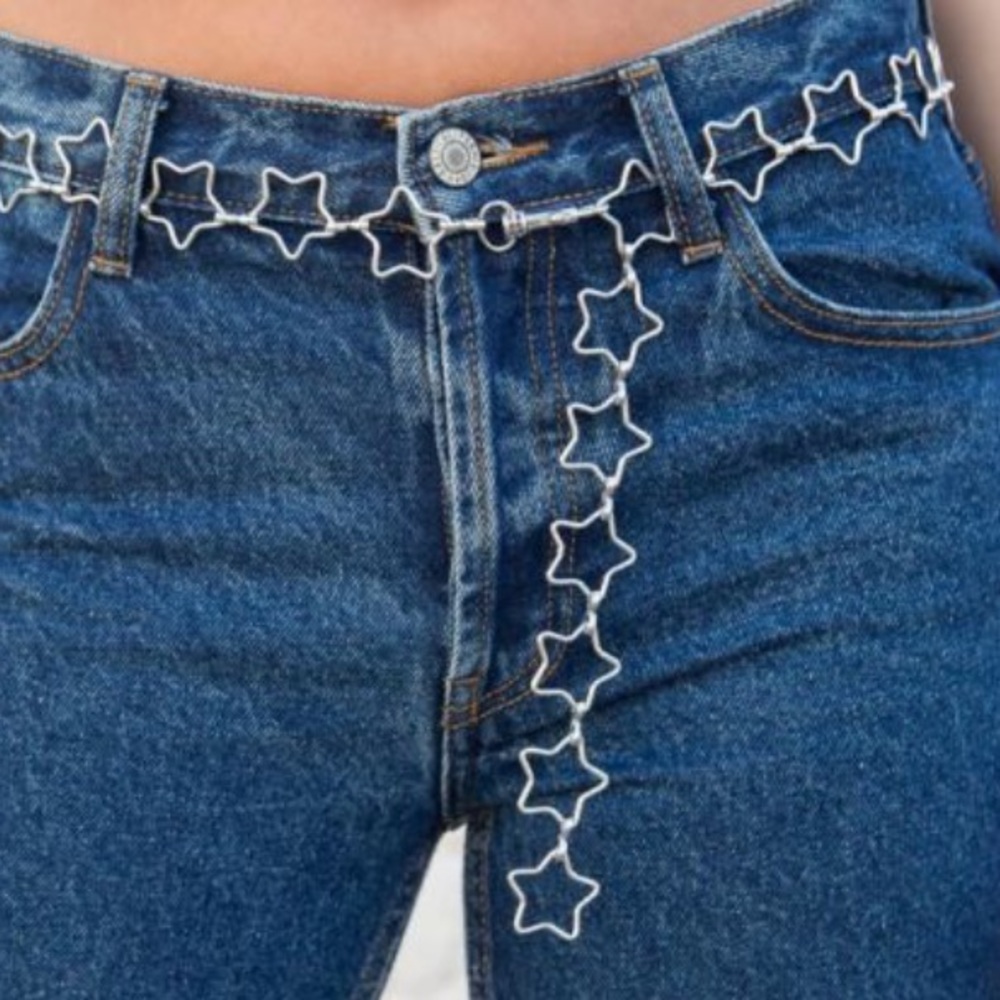 Brandy Melville star belt